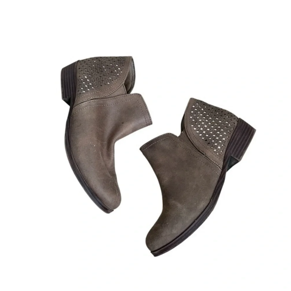 MIA Kids Taupe Ankle Boots
